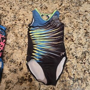 GK Wanderlust Workout Kids Black Blue Neon Green One-Piece Leotard Size CM (7/8)